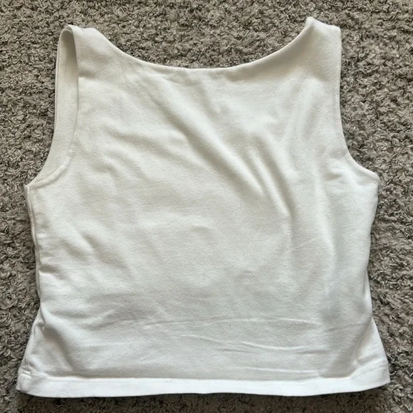 Brandy Melville Crop top - Picture 3 of 4